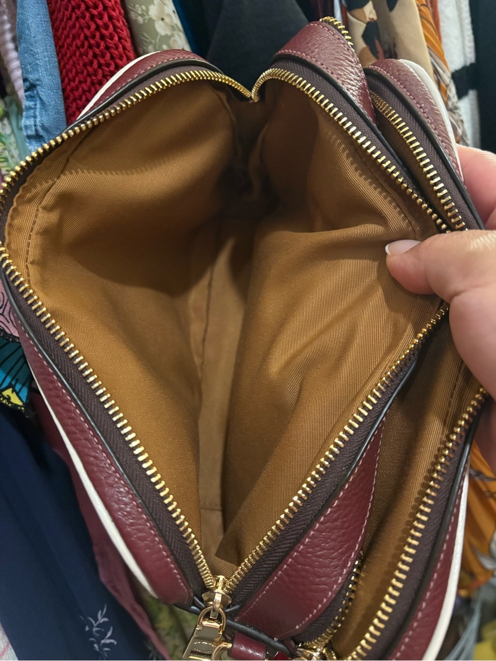 Coach | Jes Crossbody | Colorblock Stripe - Picture 8 of 17
